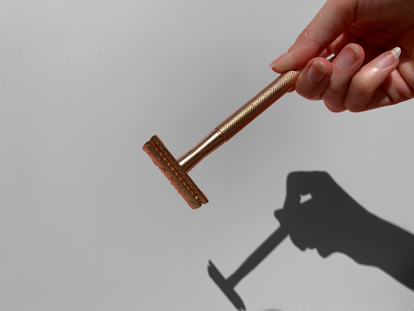 Razor Stand